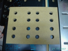 Versteifungsbrett fĂĽr Subwoofer, vorgebohrt Versteifungsbrett fĂĽr Subwoofer, vorgebohrt